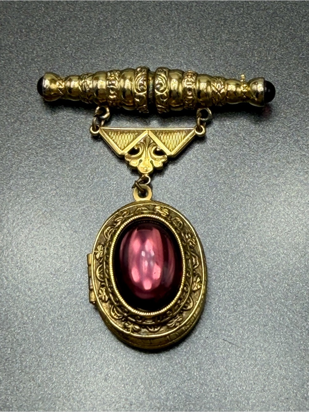 Vintage Locket Brooch Revival Style #cz562